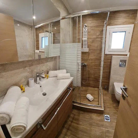 Mouson Luxury Гостевой дом 4*