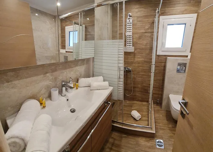 Mouson Luxury Πανσιόν 4*