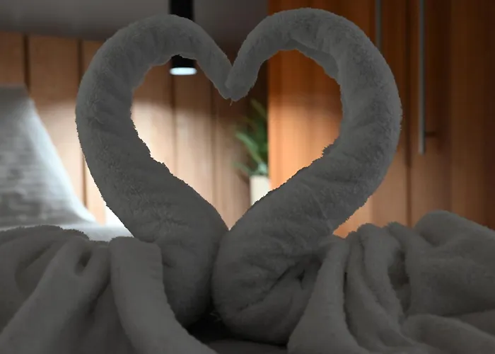 Mouson Luxury Πανσιόν